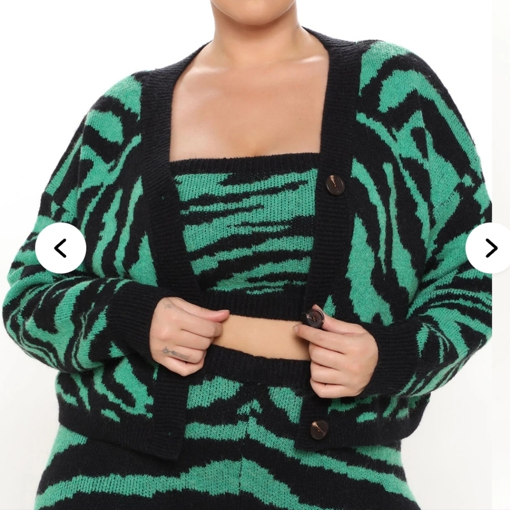 Fashion Nova Women's XL Straight Savage Sweater Set NEW